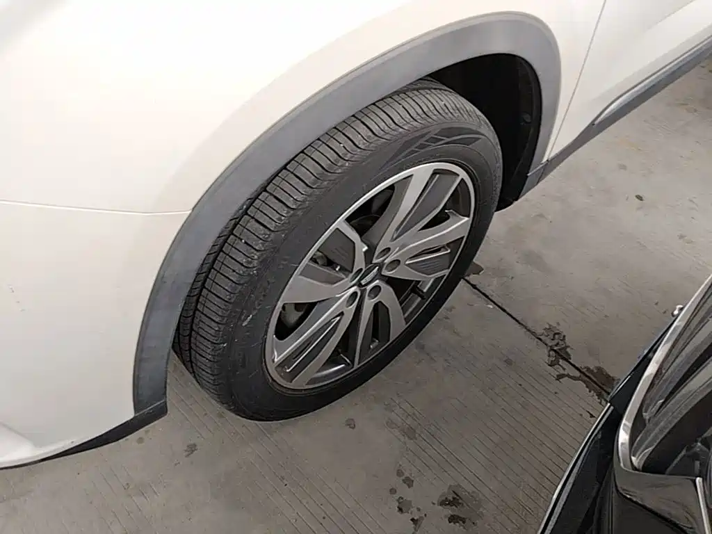 Geely Haoyue 2022 2022 1.8TD DCT Luxury 7-Seater