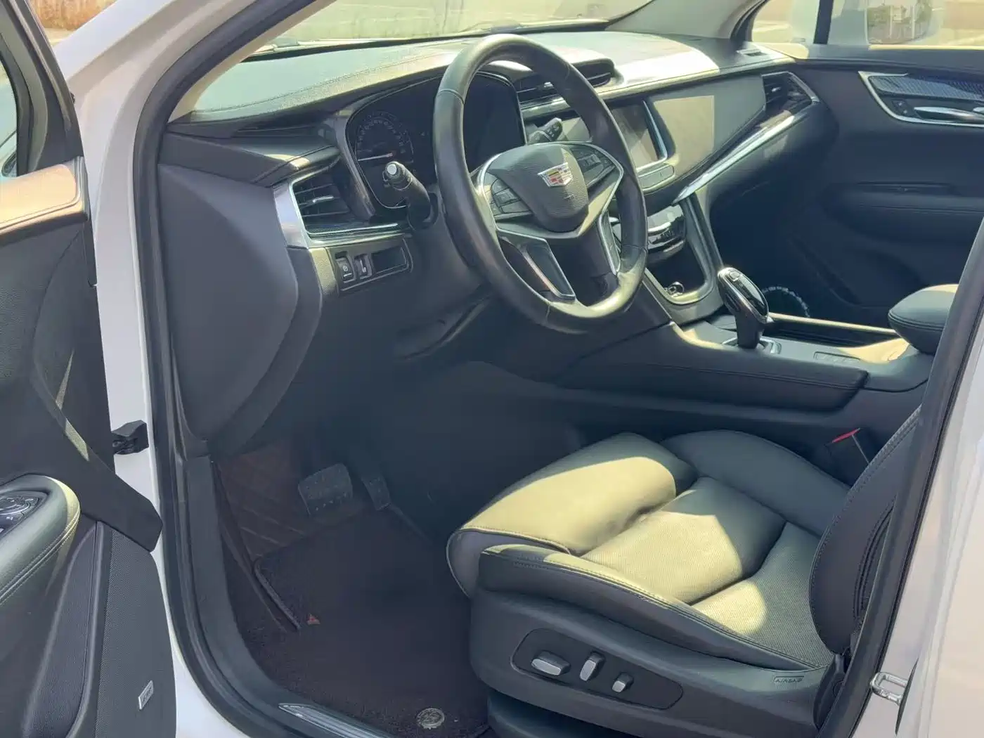 Cadillac XT5 2018 28T 4WD Luxury фото 4