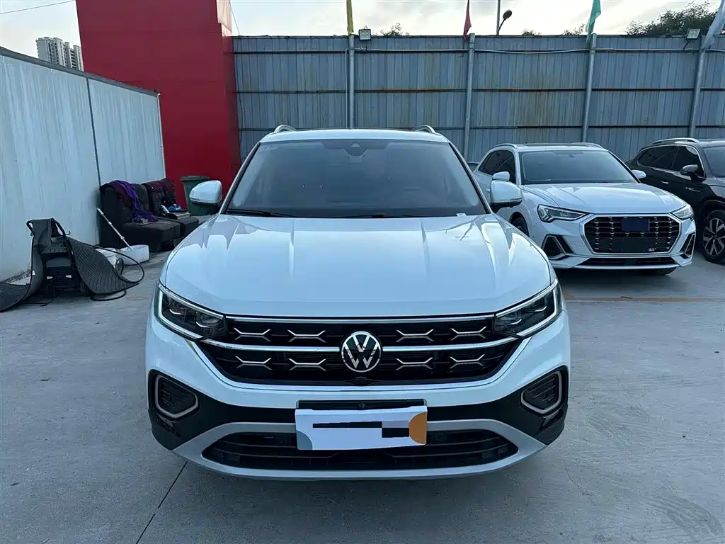 Volkswagen Tayron 2023 280TSI 2WD Luxury Plus Advanced Edition фото 2