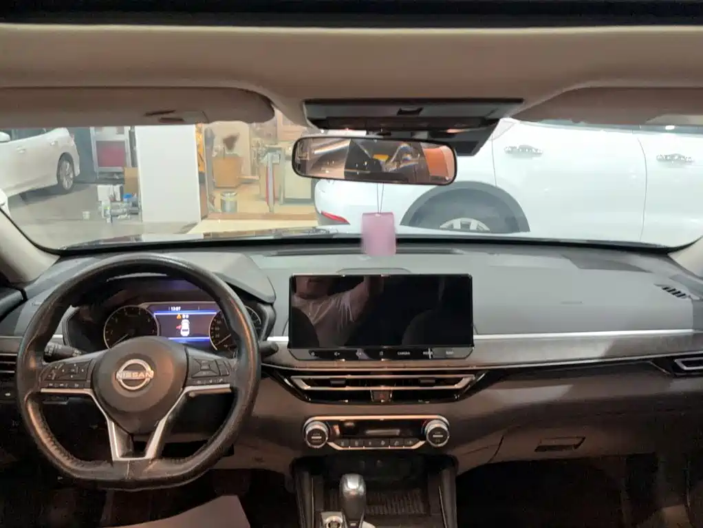 Photo 18 - Nissan Teana