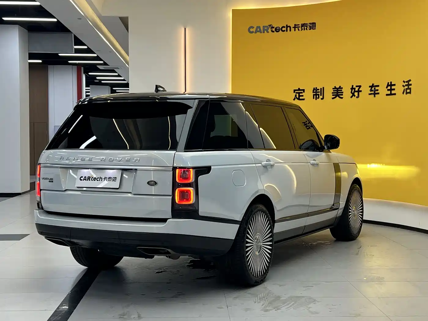 Фото 6 - Land Rover Range Rover