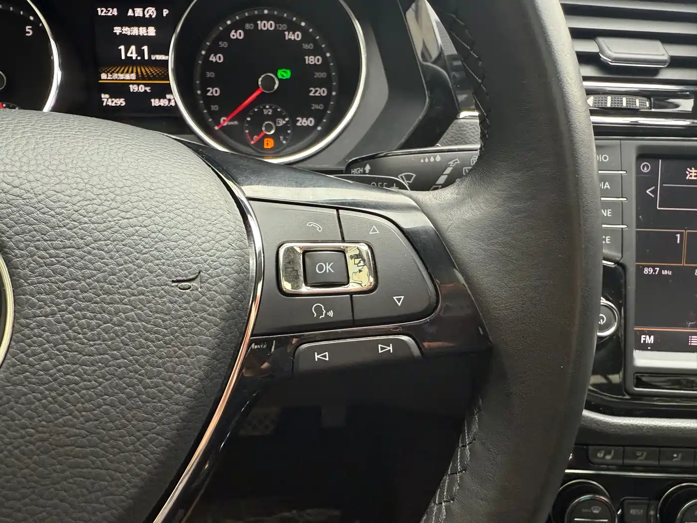 Volkswagen Tiguan L 2018 330TSI Automatic 2WD Luxury Edition фото 14