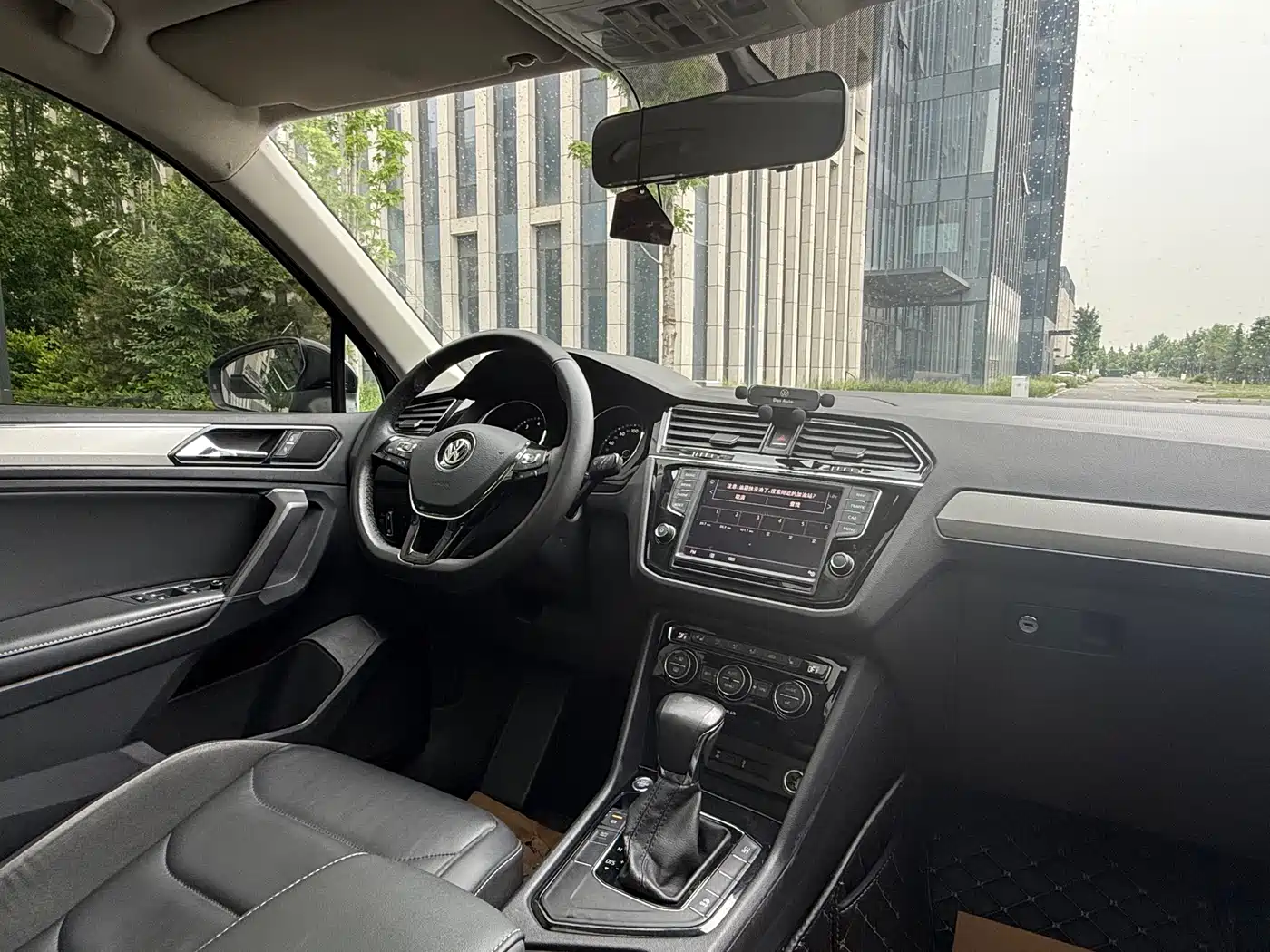 Volkswagen Tiguan L 2018 330TSI Automatic 2WD Luxury Edition фото 7