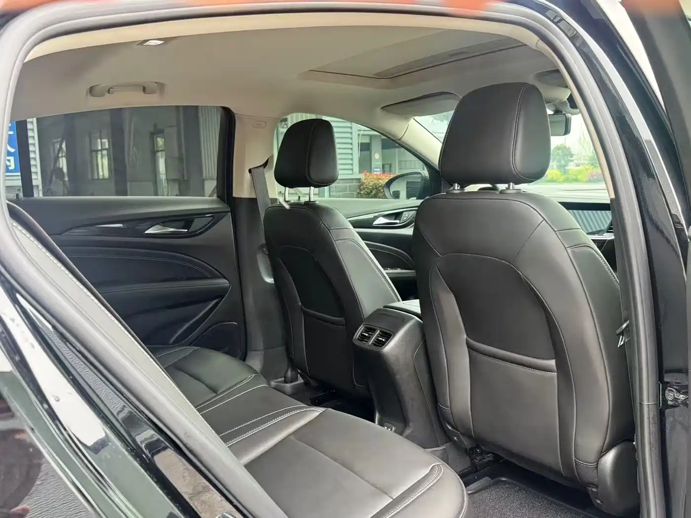 Buick Regal 2024 25T Ultra Comfort Edition фото 6