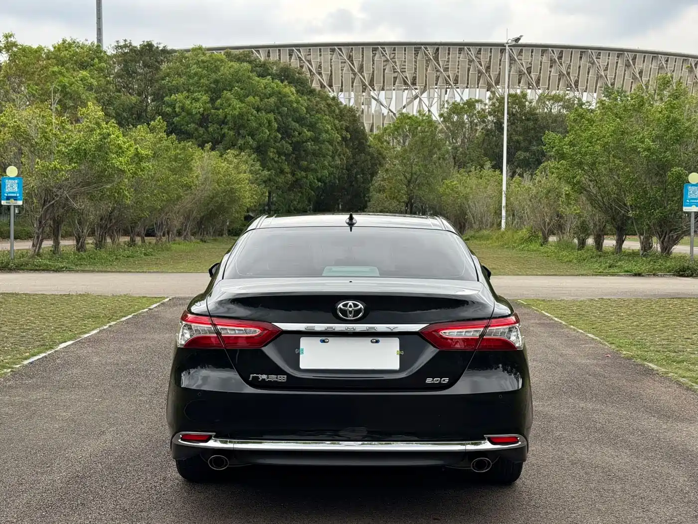 Toyota Camry 2023 2.0G Luxury Edition фото 8