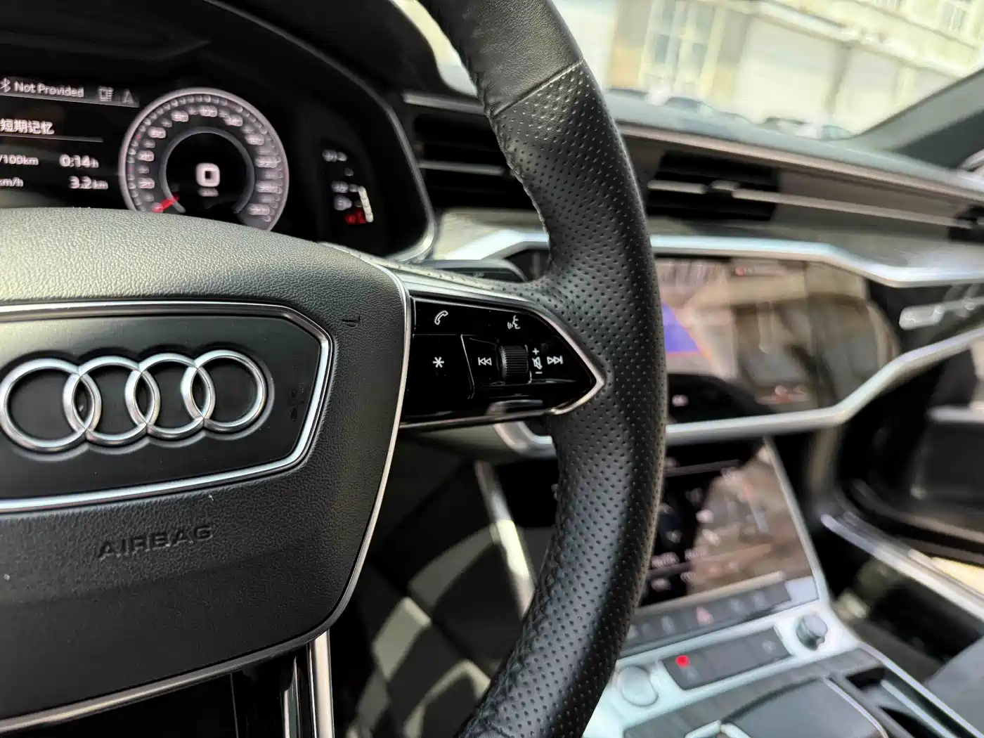 Audi A6L 2019 40 TFSI Luxury Dynamic фото 9