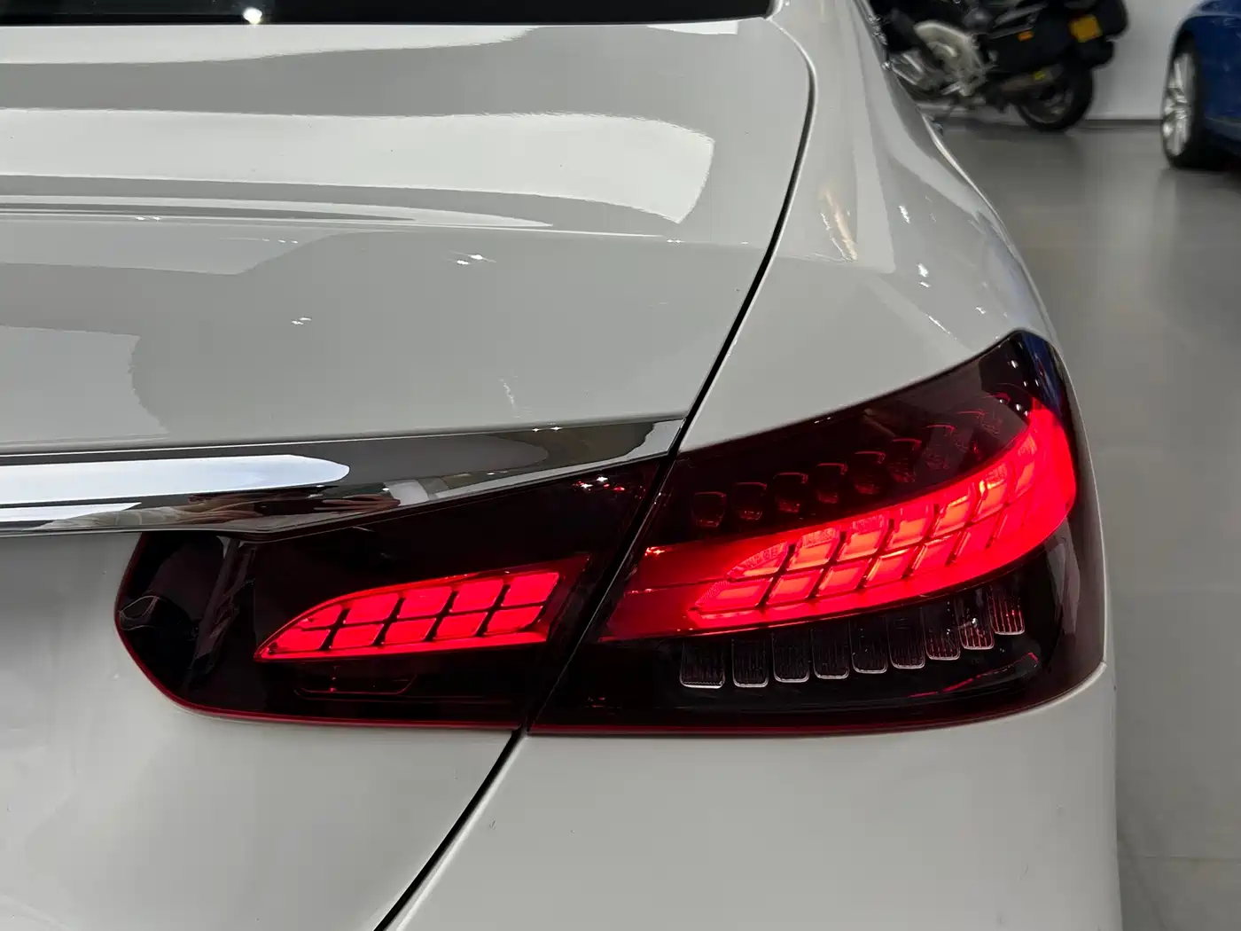 Mercedes-Benz E-Class 2022 Facelift E 260 L Sport фото 14