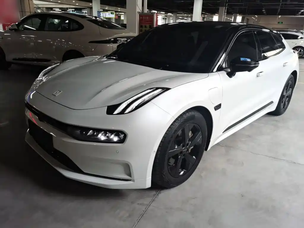 Zeekr 001 2023