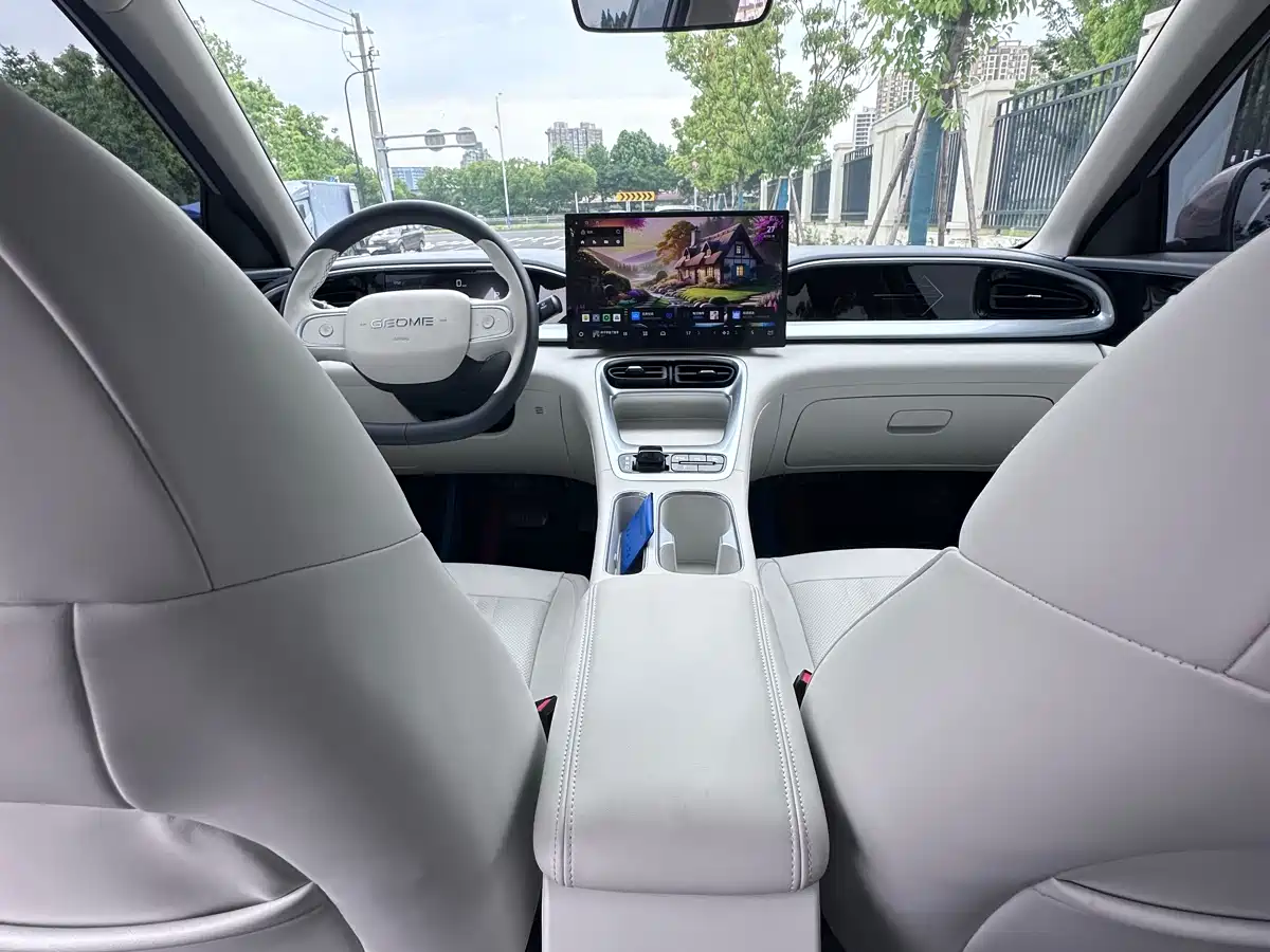 Geely Galaxy Starry Wish 2025 310km Dream Edition фото 10