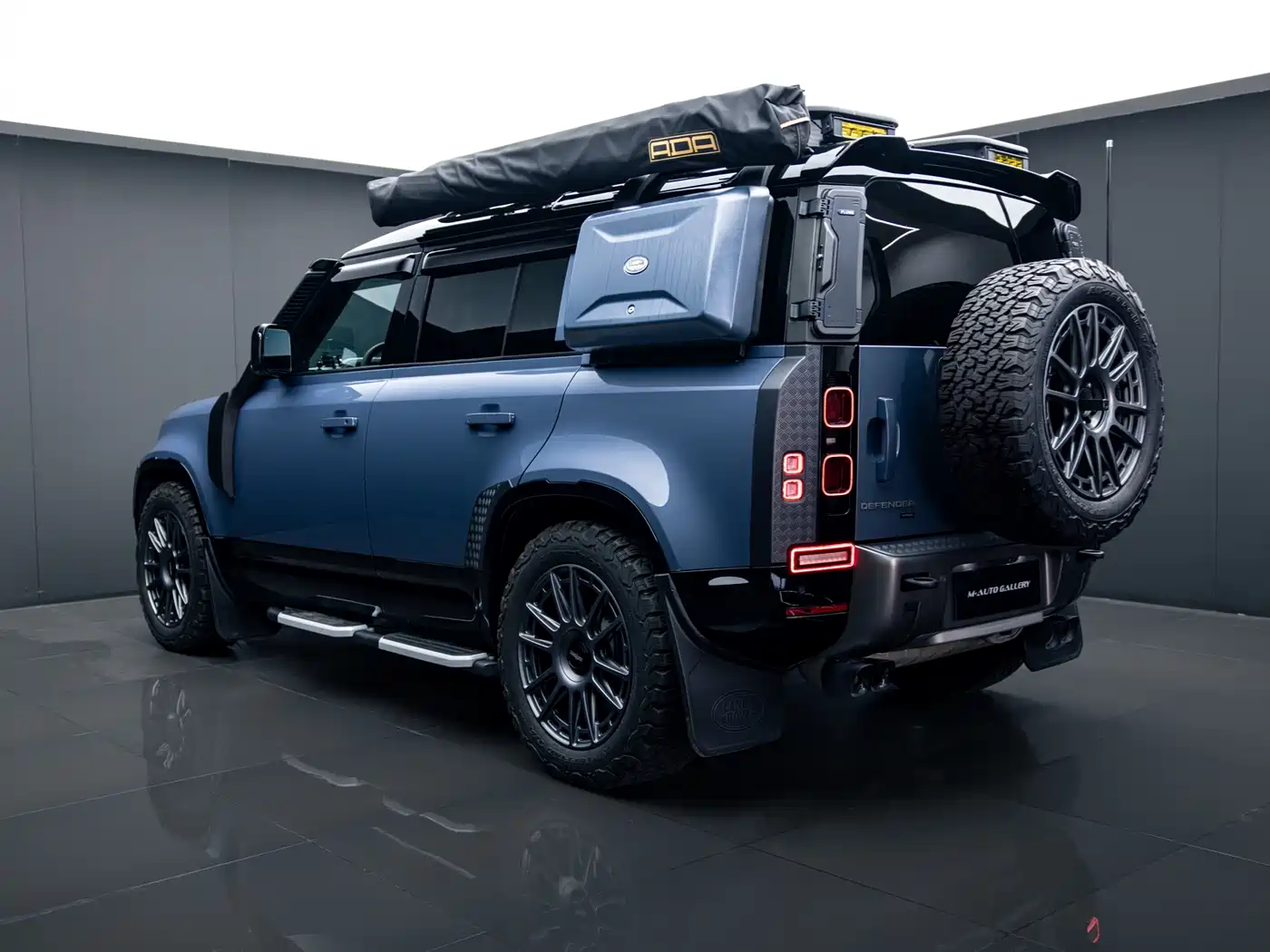 Land Rover Defender 2023 Facelift 110 3.0T P400 X-DYNAMIC HSE фото 6