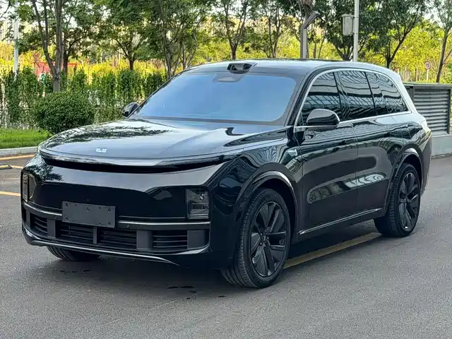 Li Auto Li L8 2024