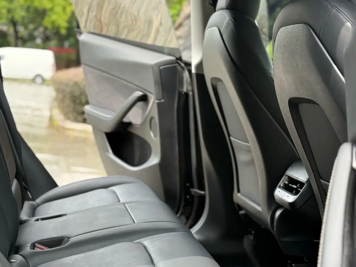 Tesla Model Y 2021 2021 Standard Range Rear-Wheel Drive