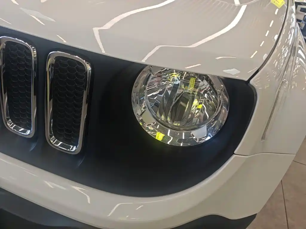 Jeep Renegade 2019 2018 Connected Large Screen Edition 180T Automatic High Energy