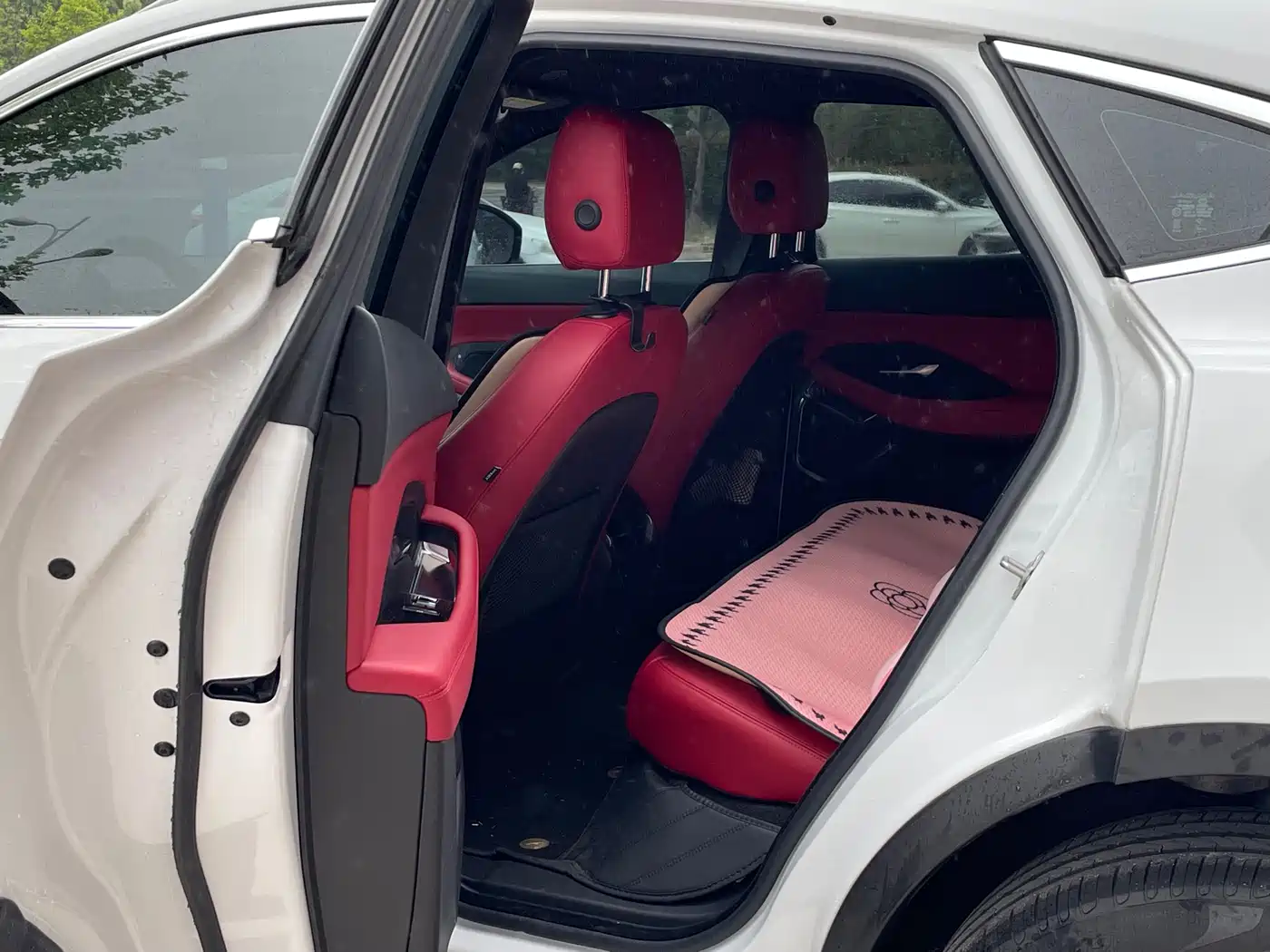 Jaguar E-PACE 2024 Progressive Sport Edition R-DYNAMIC S фото 6