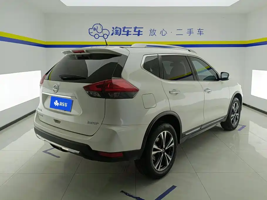 Фото 3 - Nissan X-Trail