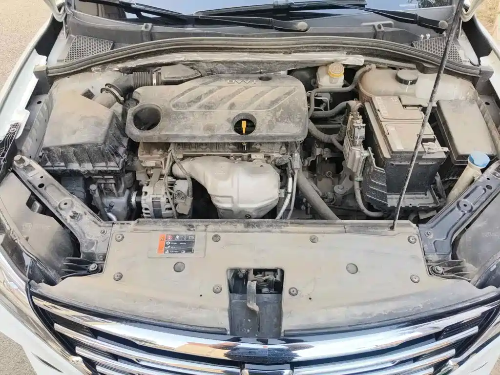 Фото 3 - Roewe i5