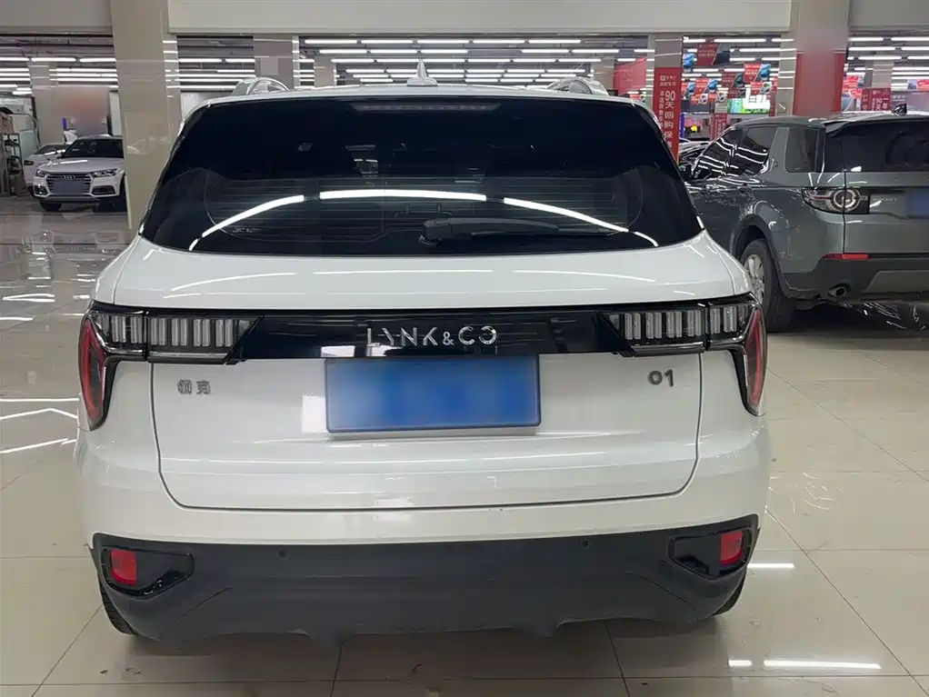 Lynk & Co 01 2019 2.0T 2WD Pure Version China VI фото 14