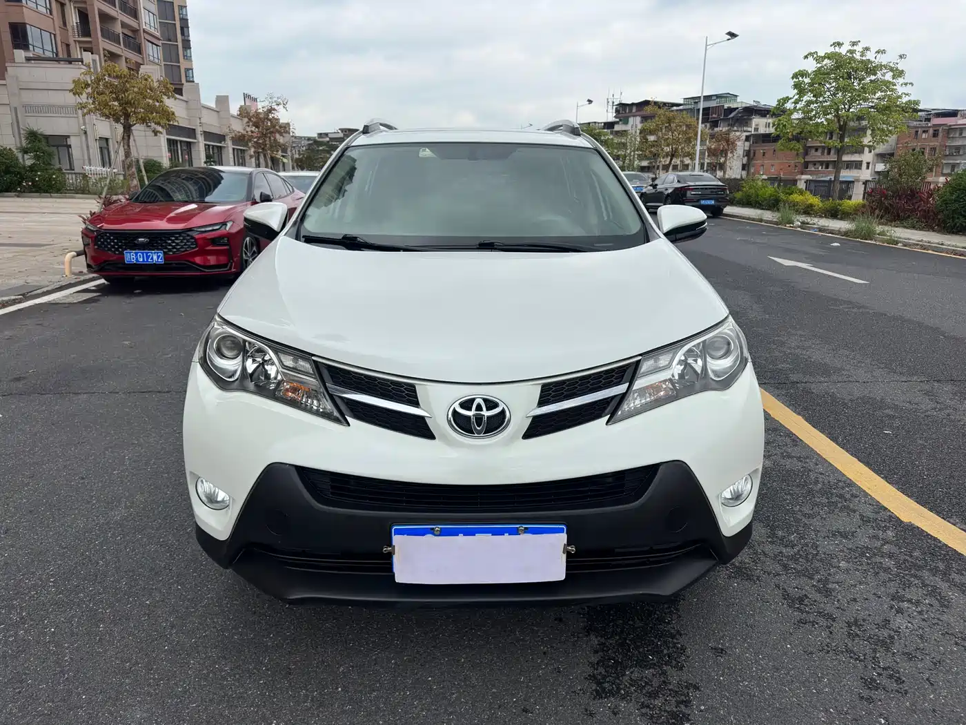 Toyota RAV4 Rongfang 2015 2.0L CVT 2WD Trend Edition фото 2