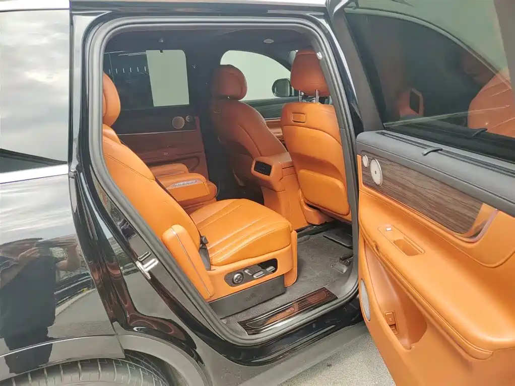 AITO Wenjie AITO M9 2024 Extended Range Ultra 42kWh 6-Seater фото 9