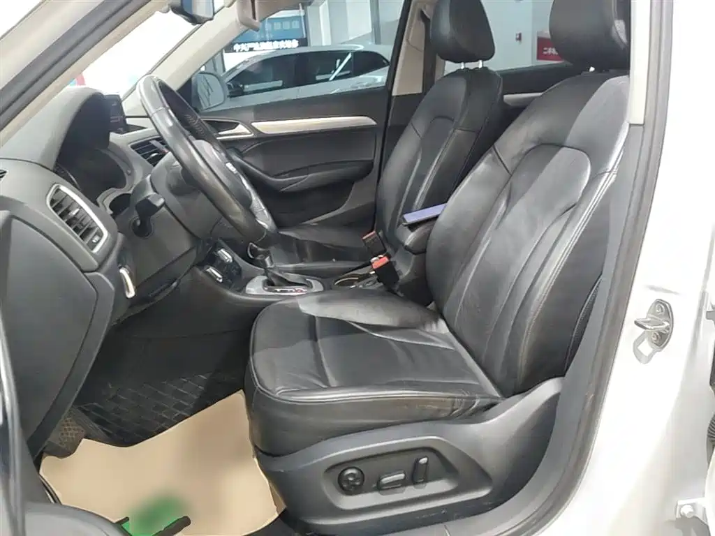 Audi Q3 2015 35 TFSI Comfort фото 15
