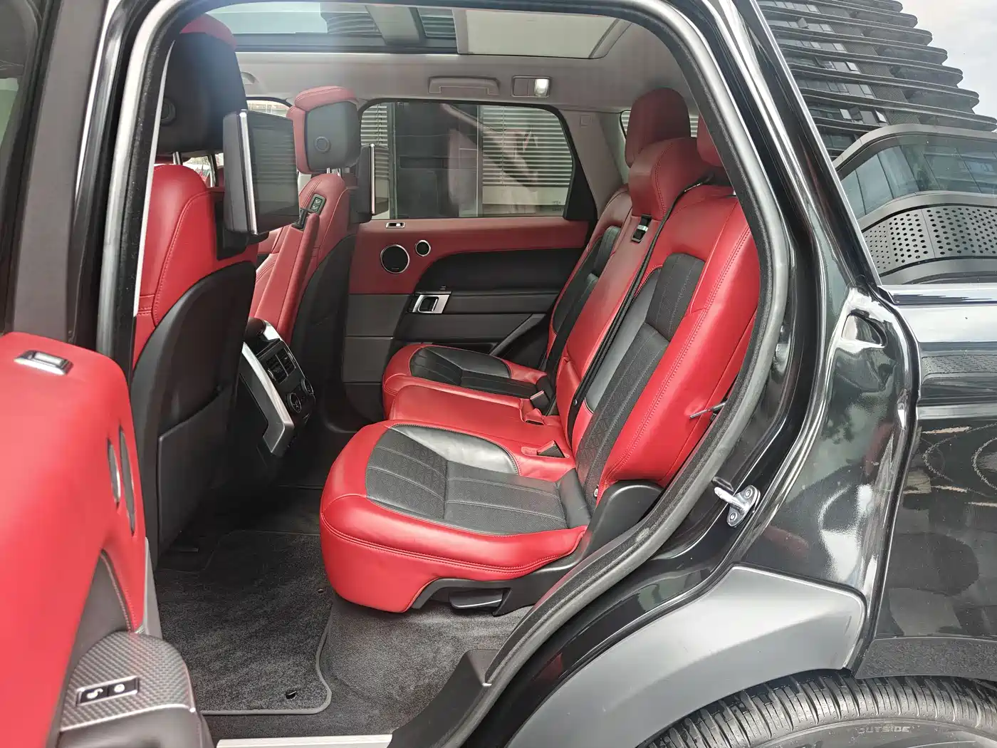 Land Rover Range Rover Sport 2020 3.0 L6 HSE DYNAMIC фото 6