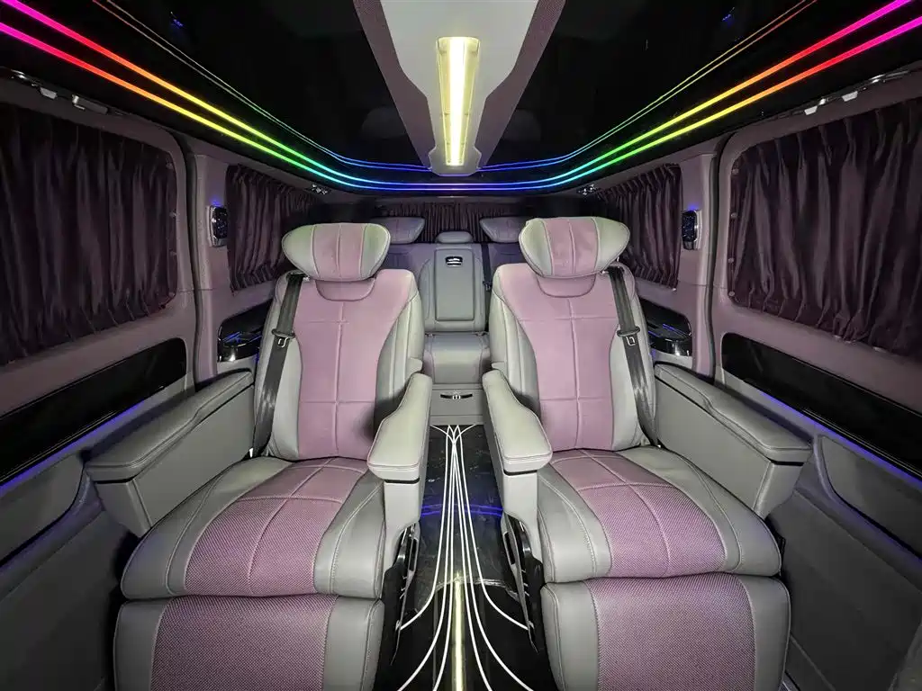Mercedes-Benz Vito 2024 2.0T Business 7-Seater фото 5