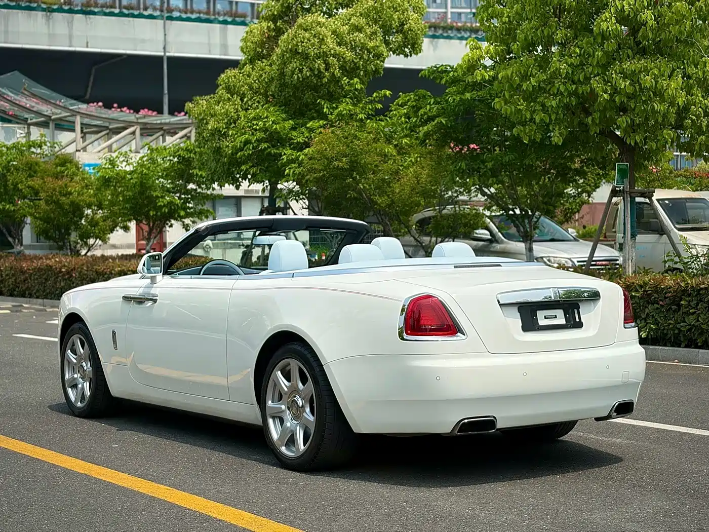 Rolls-Royce Dawn 2018 2018 6.6T Standard