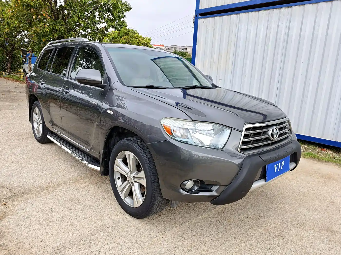 Toyota Highlander 2011 2.7L 2WD 7-seat Luxury фото 3