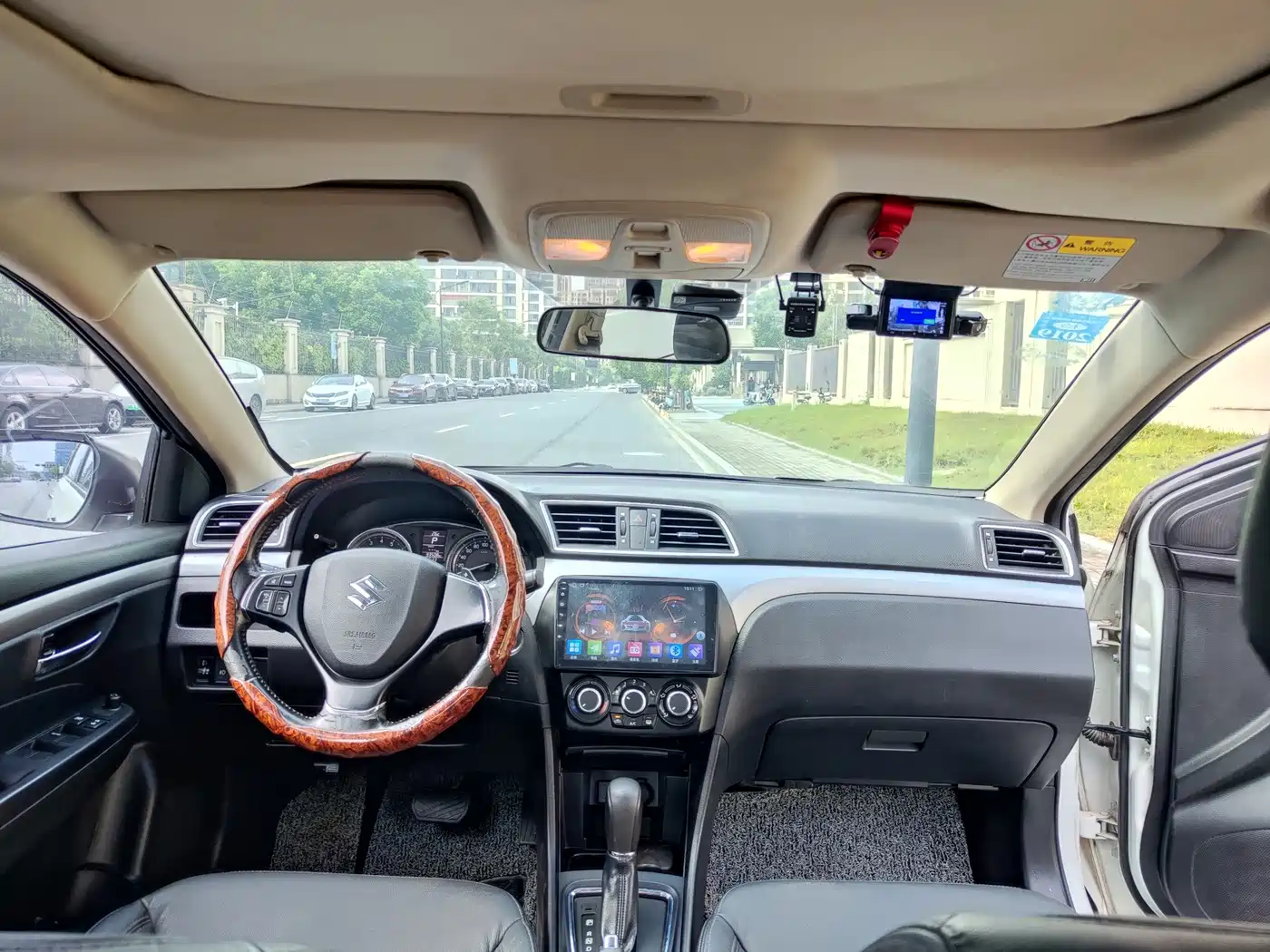 Suzuki Alivio 2015 2015 1.6L Automatic Joy Edition