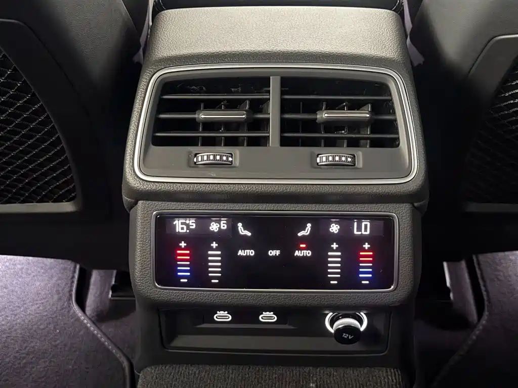 Audi A6L 2025 45 TFSI Premium Sport фото 26