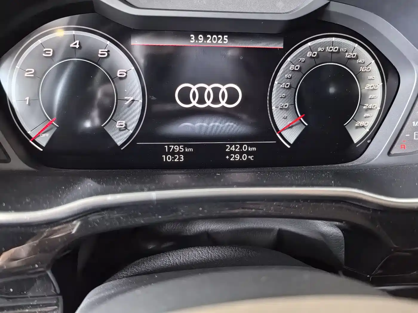 Audi Q3 2024 35 TFSI Fashion Sport фото 10