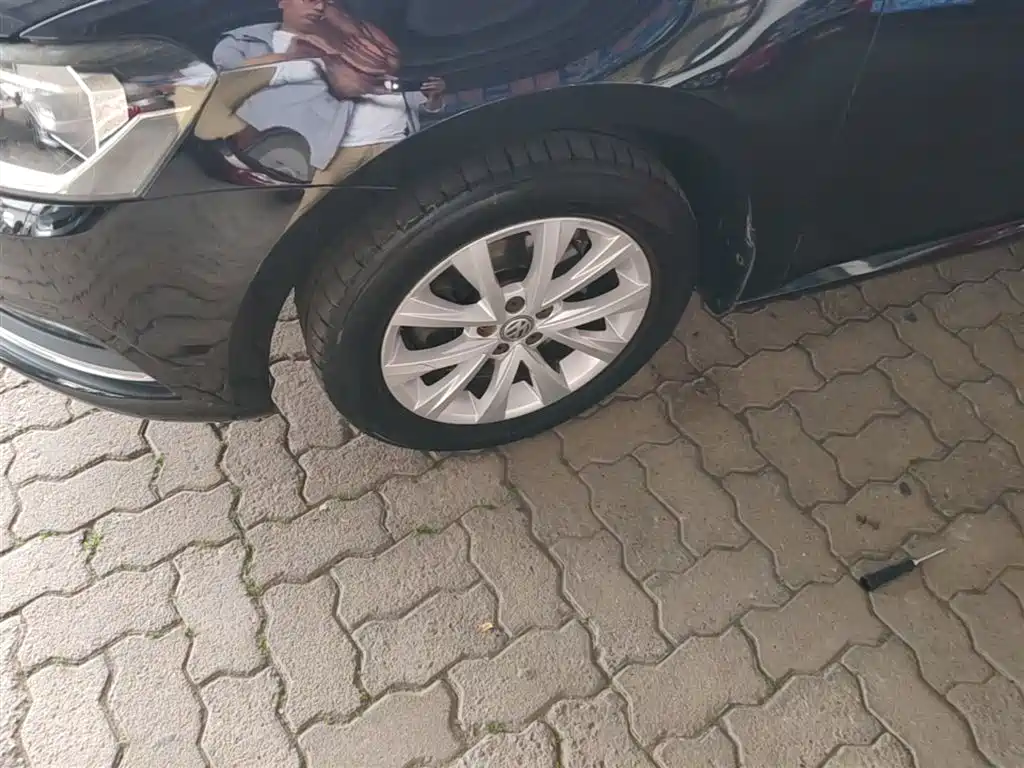 Volkswagen Lavida 2015 230TSI DSG Comfort Edition фото 23