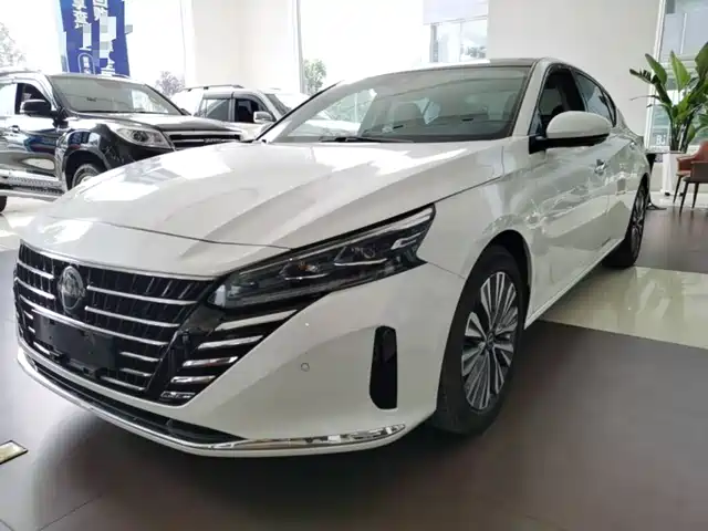 Nissan Teana 2024