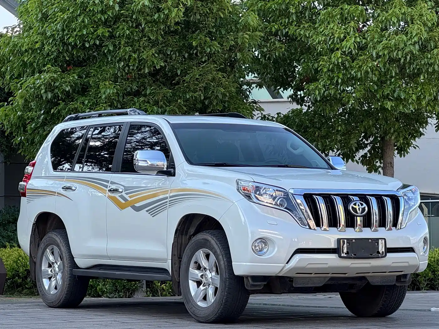 Toyota Prado 2016 2.7L Auto Luxury Edition фото 3