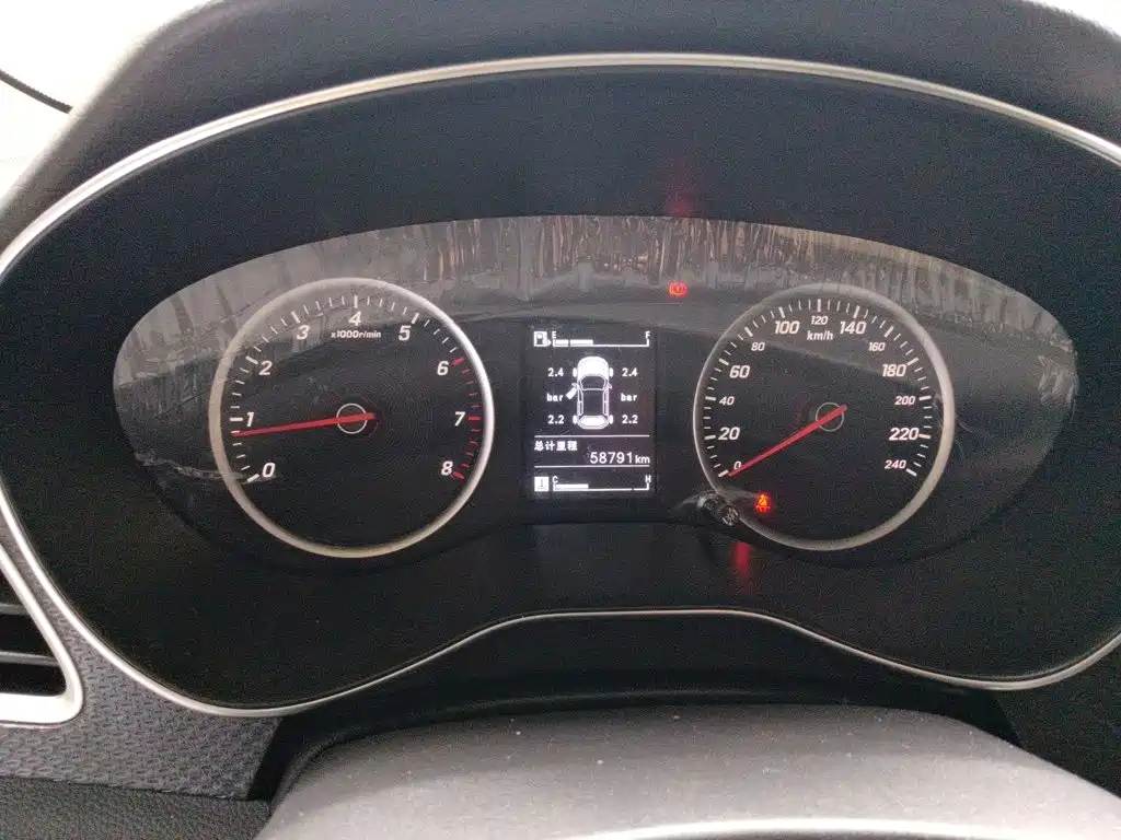 Baojun 730 2020 2019 1.5L Manual Fashion Edition 7-Seater China VI