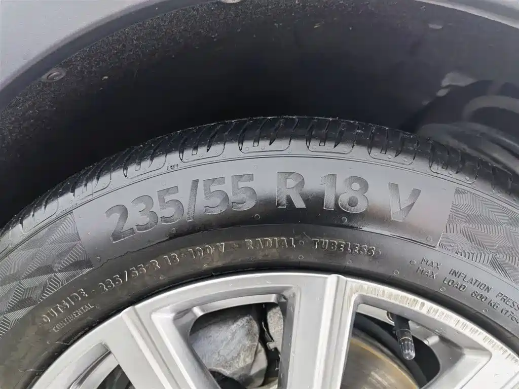 Cadillac XT4 2018 Model 28T 2WD Luxury фото 24