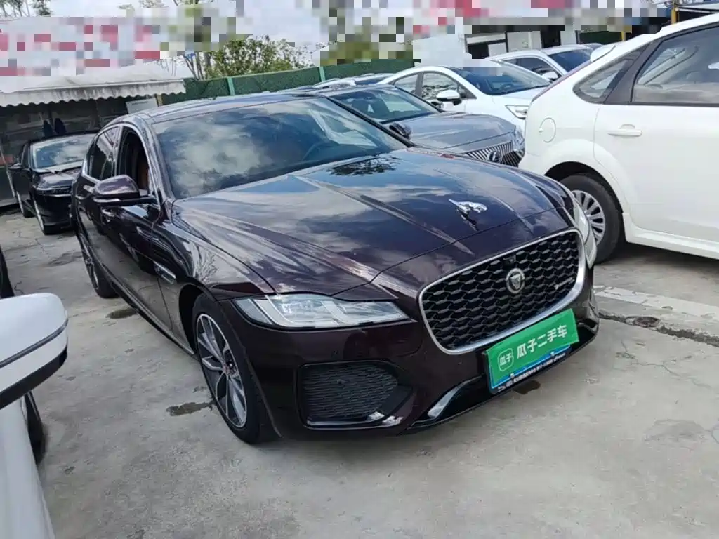 Фото 4 - Jaguar XFL