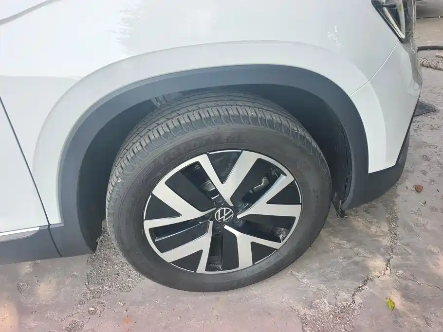 Volkswagen Tayron 2026 2025 Shared Joy 300TSI