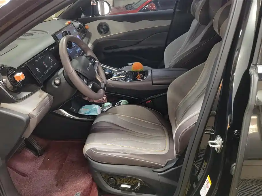 BYD Frigate 07 2023 DM-i 205KM Flagship фото 9