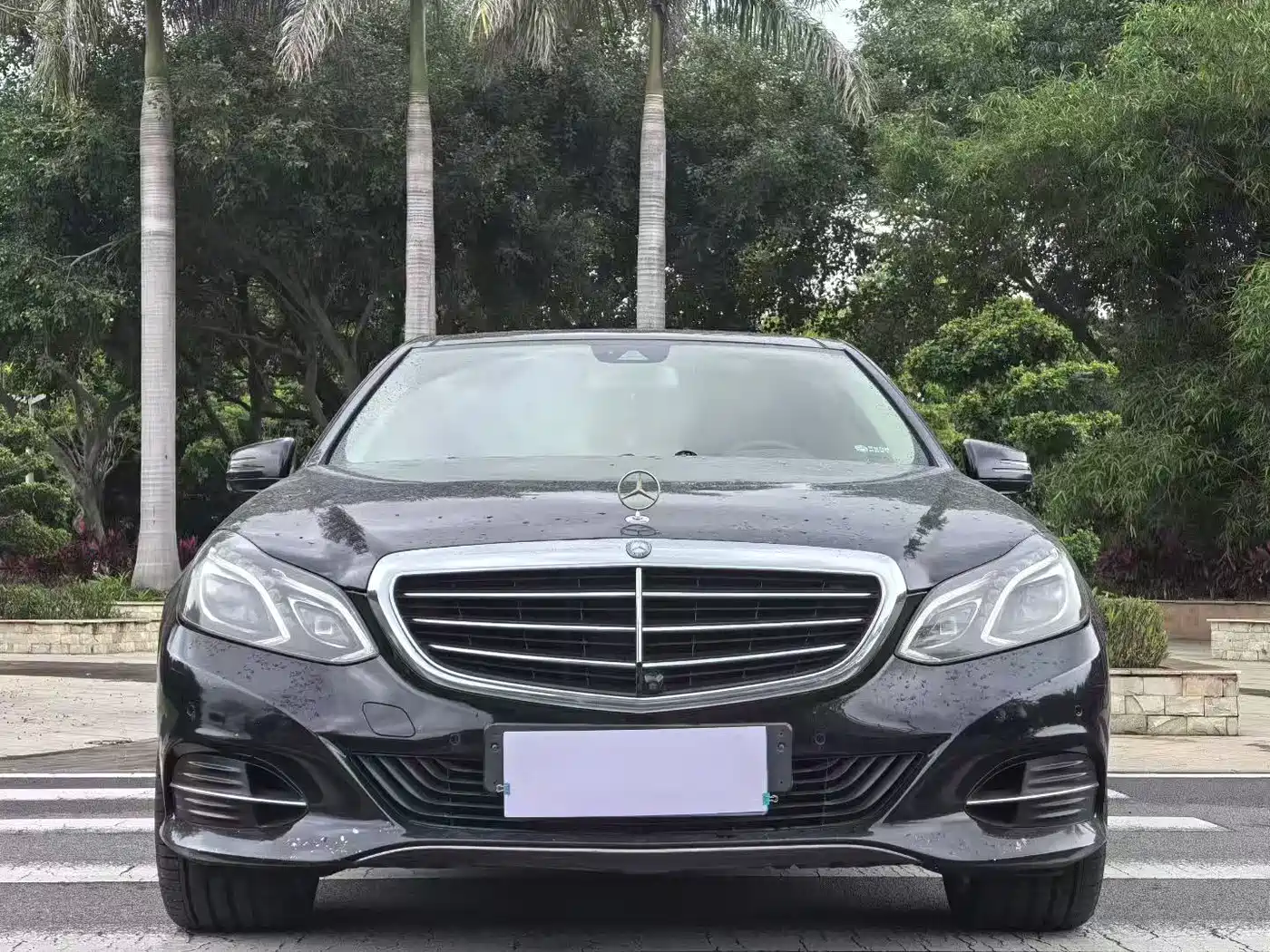 Mercedes-Benz E-Class 2014 E 300 L фото 2