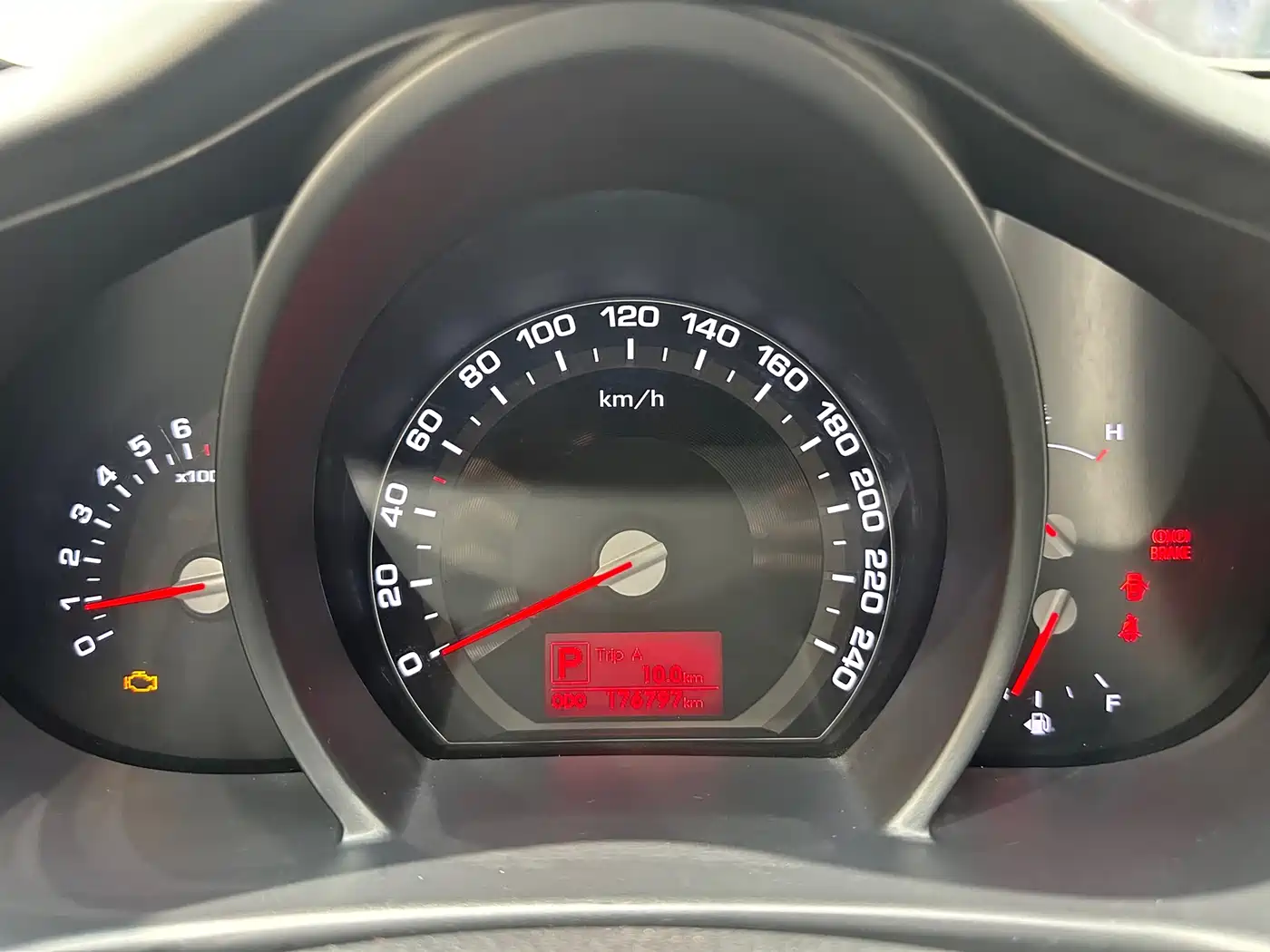 Kia Sportage 2011 2.0L Automatic 2WD GLS фото 17
