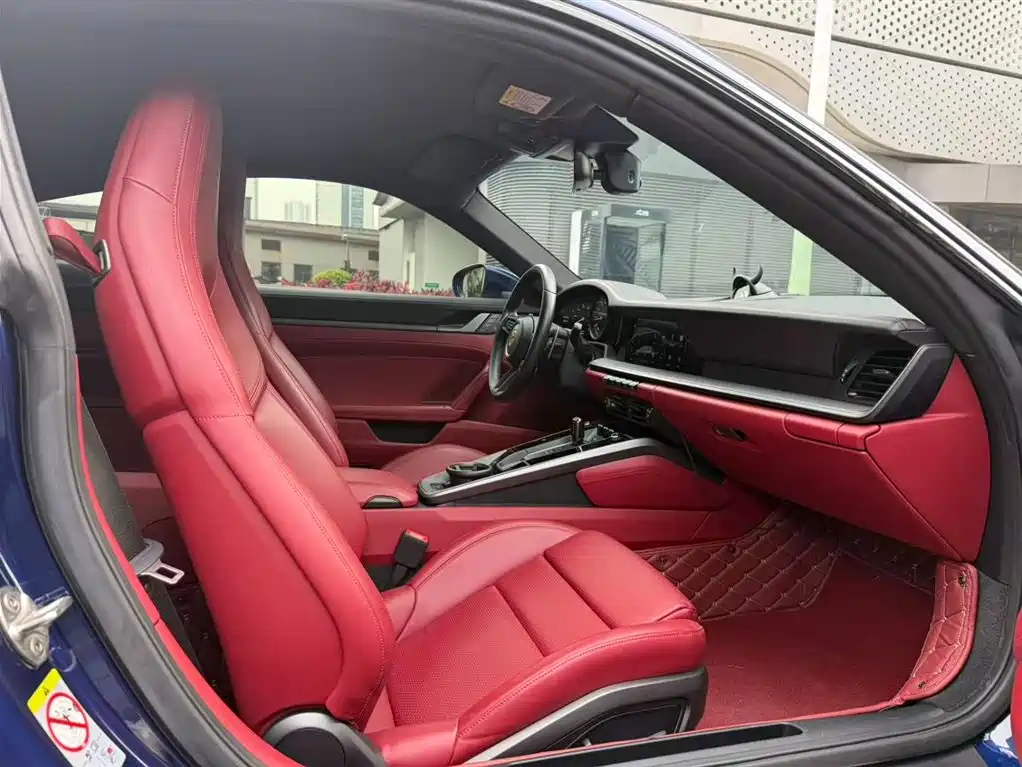 Porsche 911 2023 Carrera 3.0T фото 20