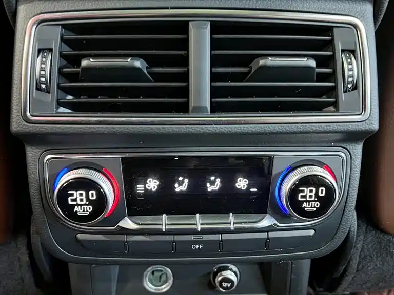 Audi Q7 2019 55 TFSI Technology фото 13
