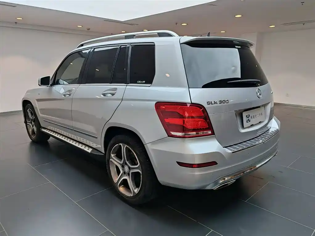 Mercedes-Benz GLK-Class 2015 GLK 300 4MATIC Fashion Ultimate Edition фото 5