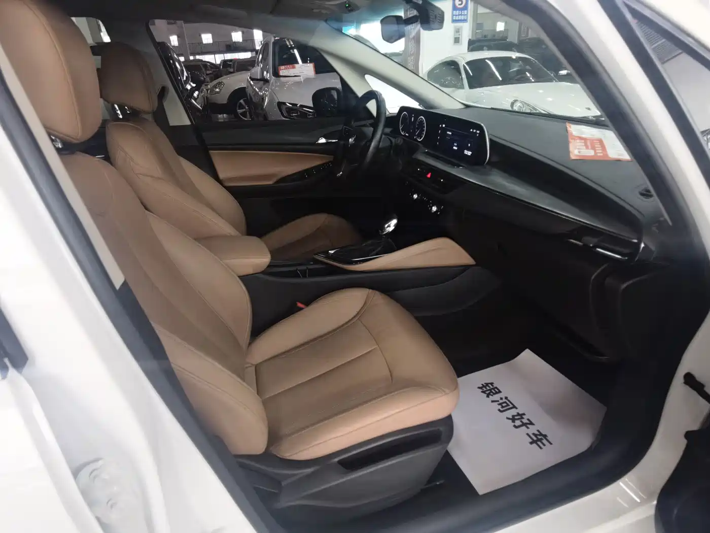 Buick GL6 2022 2021 323T Mild Hybrid Connected Luxury