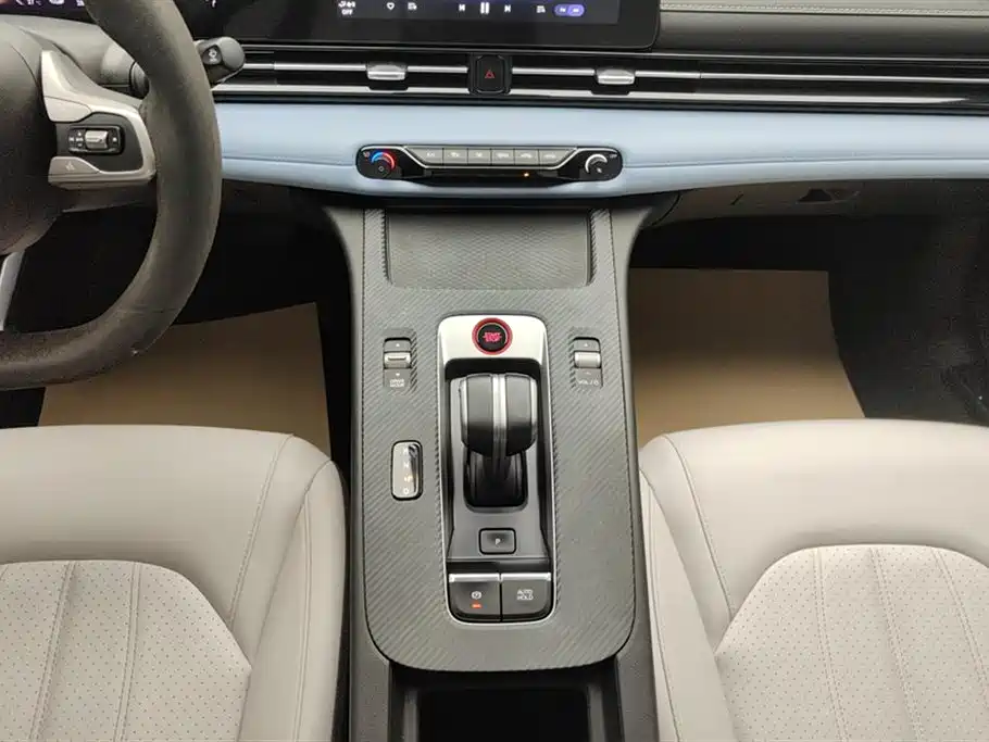 GAC Trumpchi Trumpchi Emkoo 2023 Shadow Leopard H High-Efficiency Hybrid фото 16