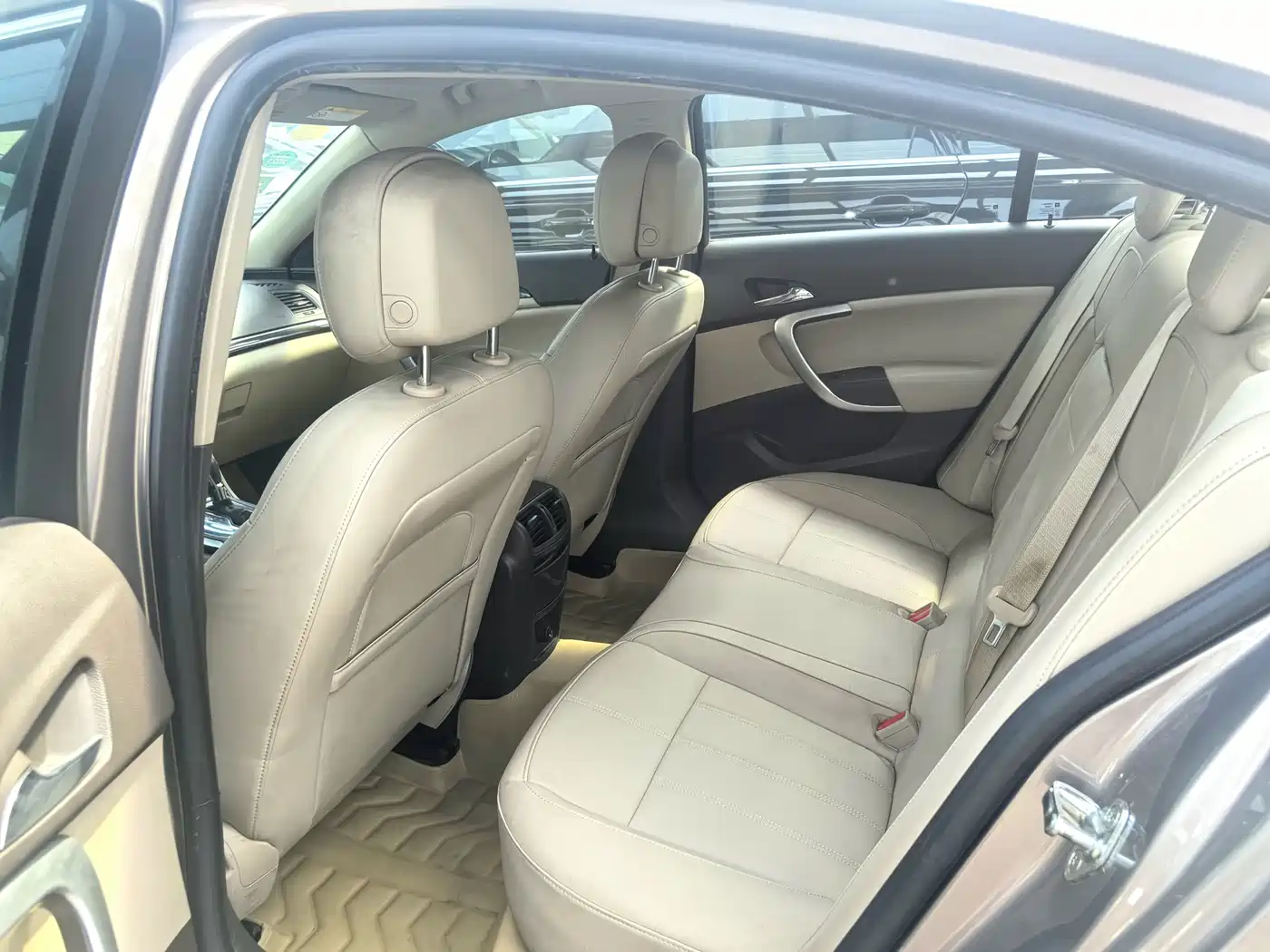Buick Regal 2014 2.0L Elite Fashion Type фото 5