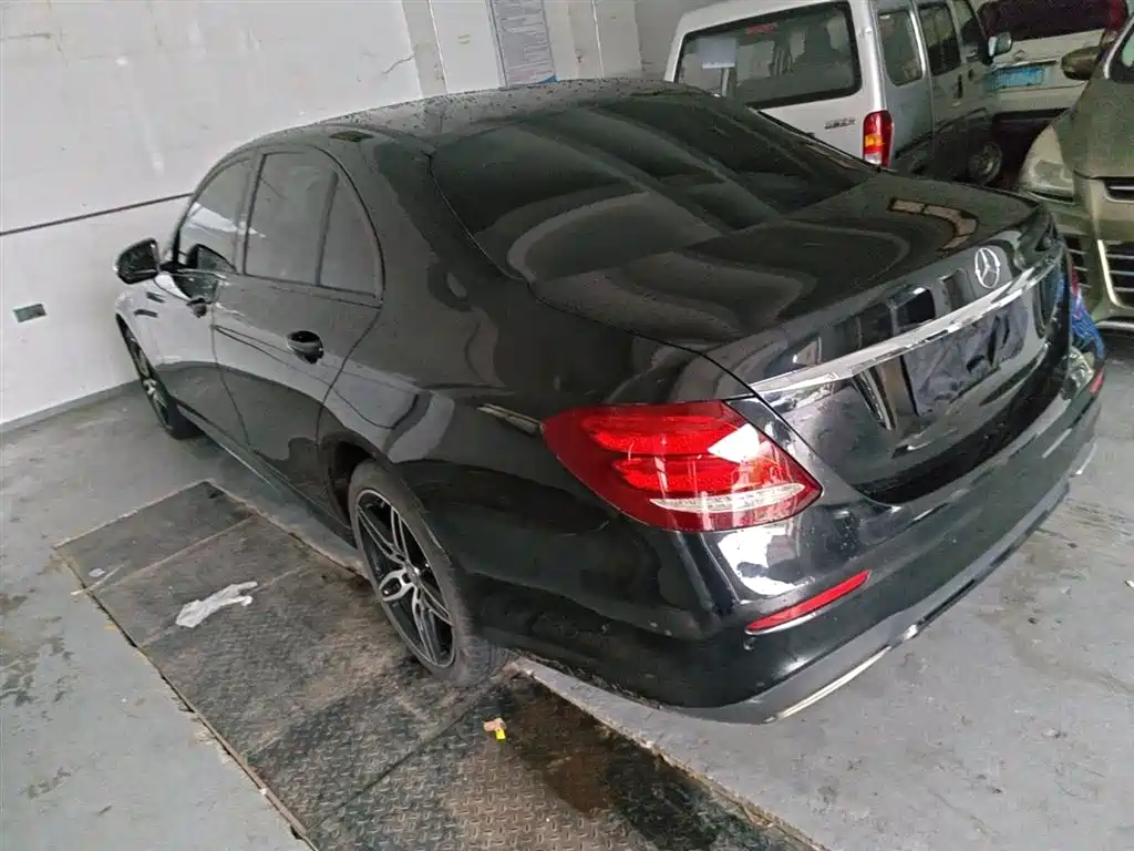 Mercedes-Benz E-Class 2017 E 200 Sport 4MATIC фото 5