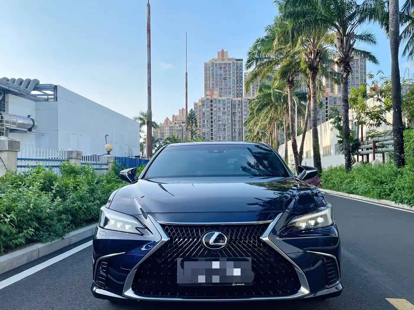 Lexus ES 2025 200 Ultimate Edition фото 3