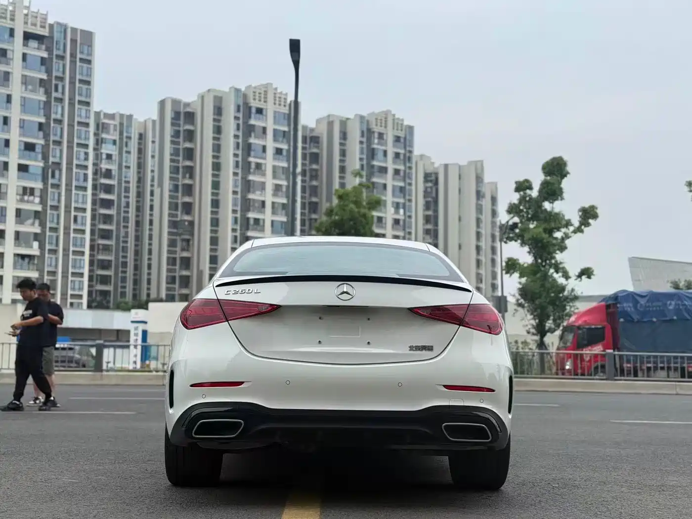 Mercedes-Benz C-Class 2025 Facelift C 260 L Night Sport Edition фото 6
